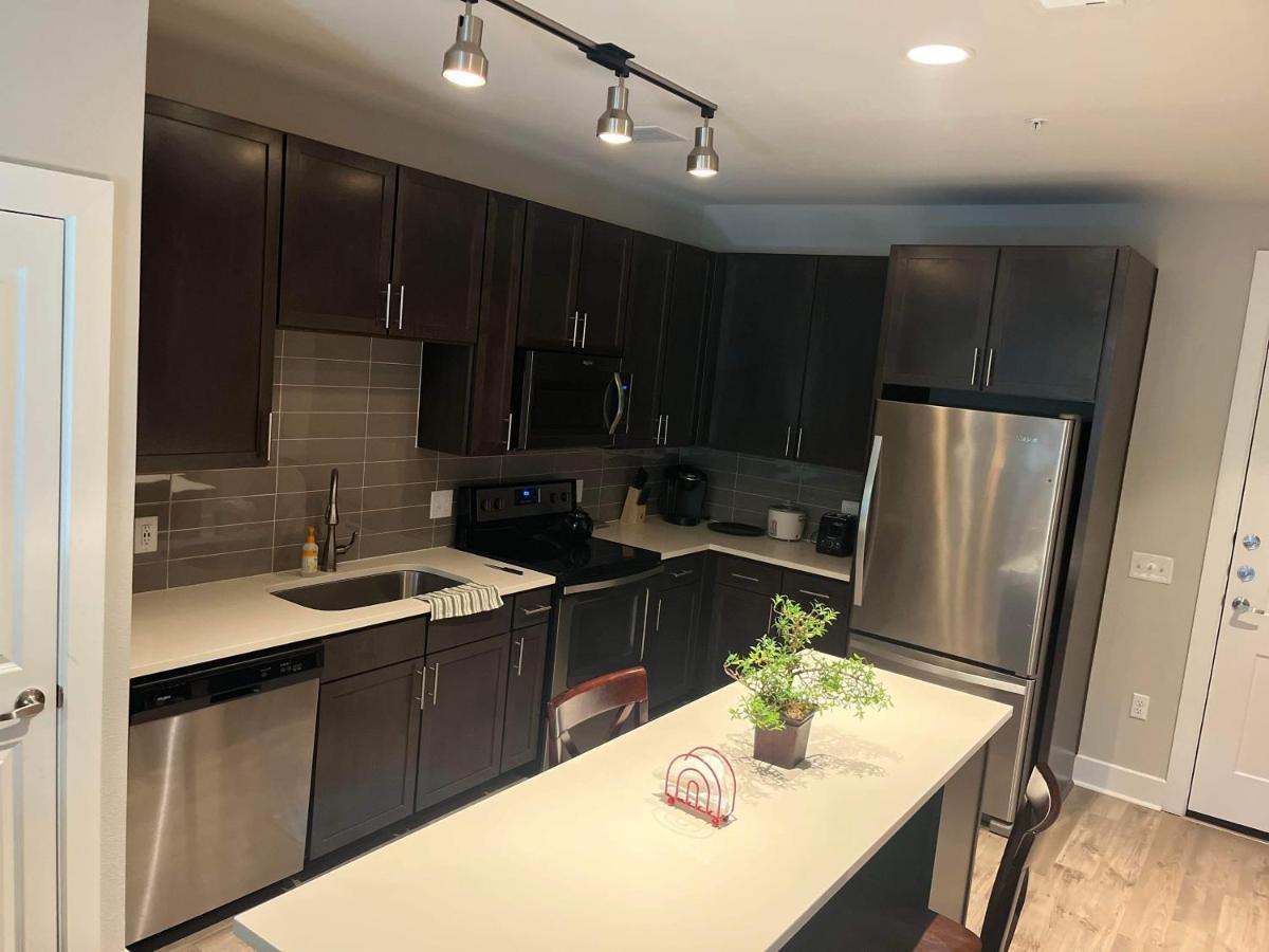 Perfect Getaway For Work Or Play! Apartment *