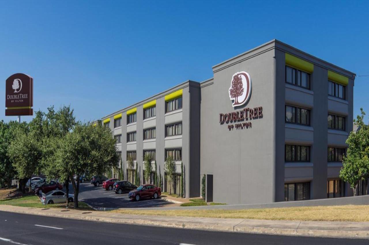 Doubletree By Hilton Northwest - Arboretum