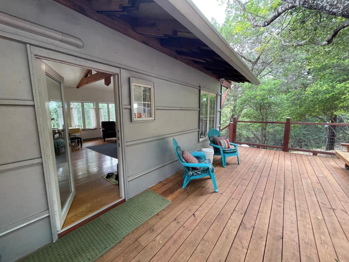 Bed & Breakfast The Rivery Retreat, Choose From Luxury Or In Hill Country Austin