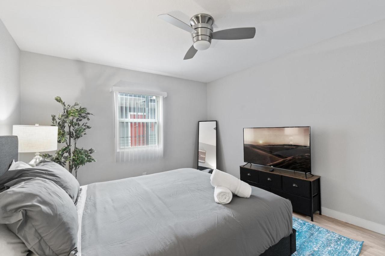 Evonify - Highland - Stylish Furnished *