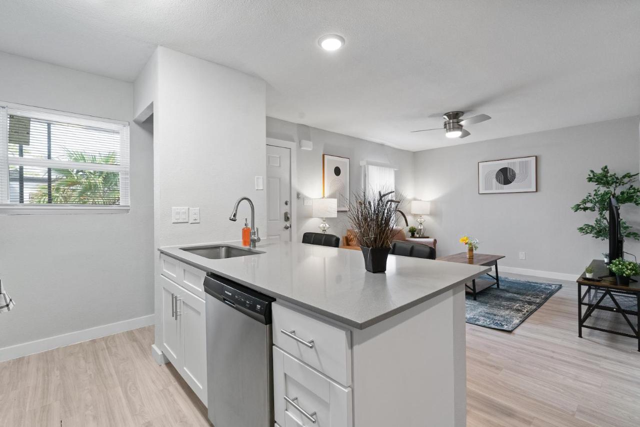 Evonify - Highland - Stylish Furnished *