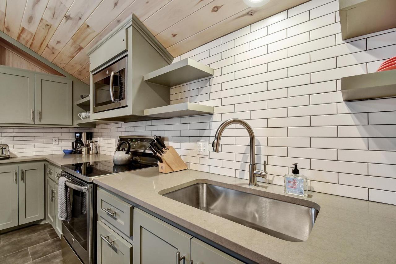 Apartment The Soco Studio By Lodgewell - 2 Cute 2 B 4 Gotten