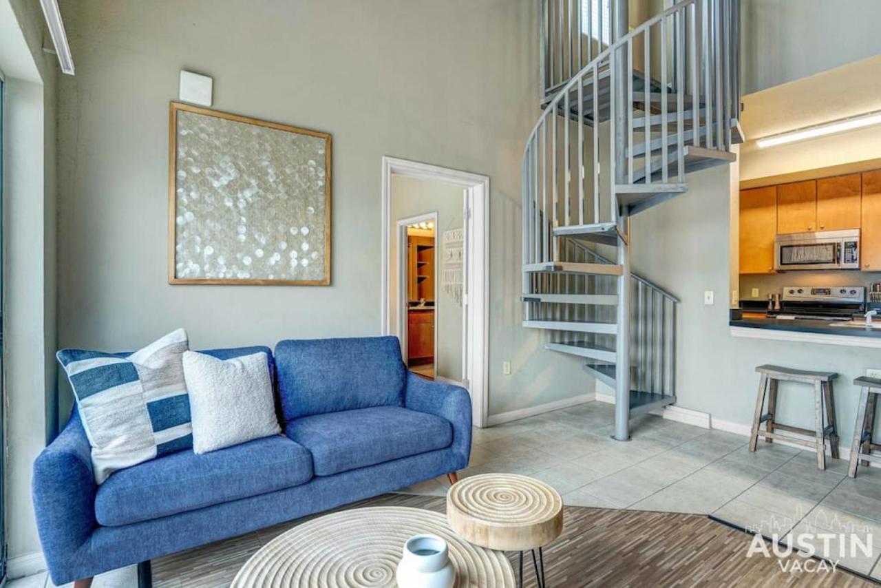 Fun Location Elevator Full Kitchen Laundry * Austin