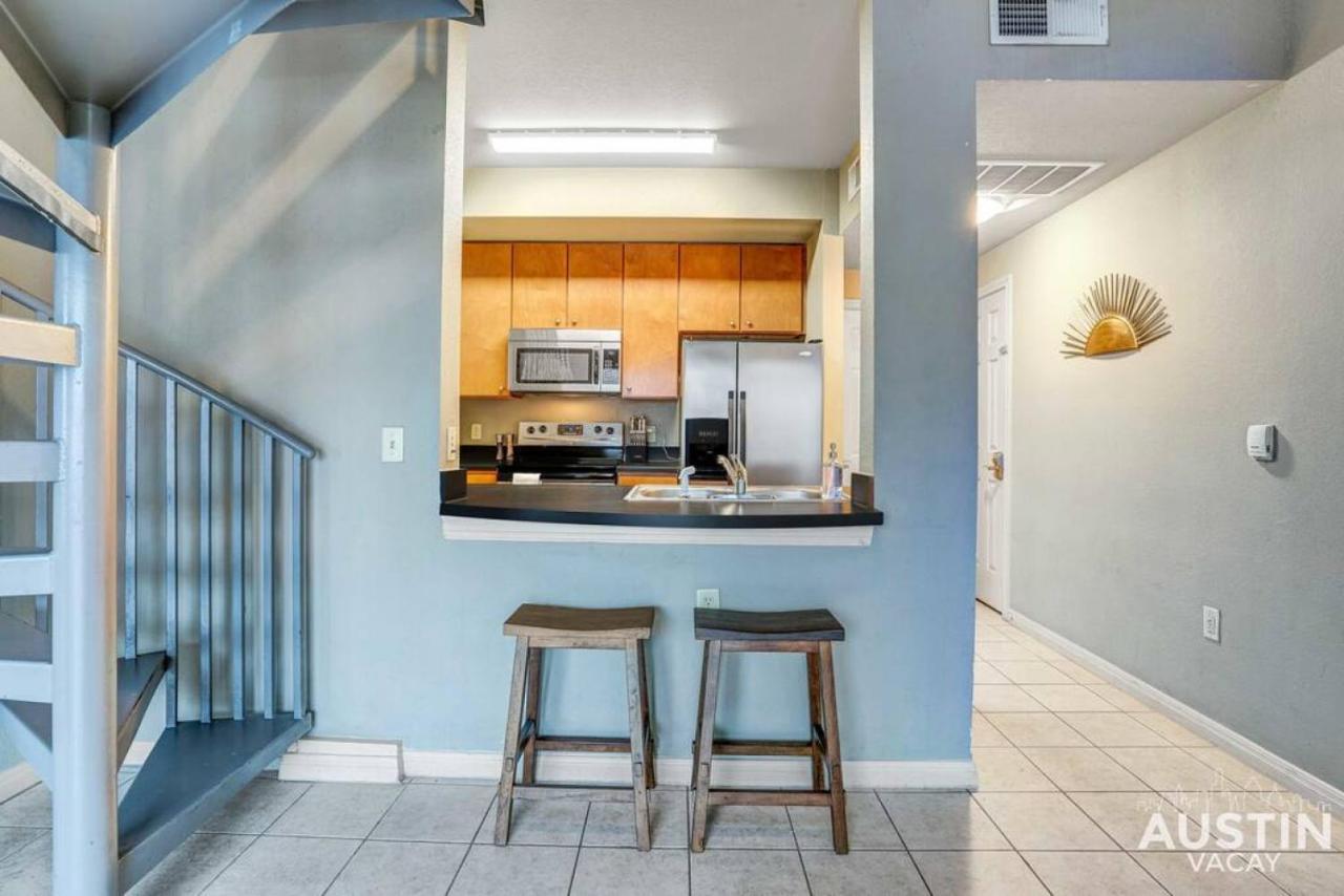 Fun Location Elevator Full Kitchen Laundry