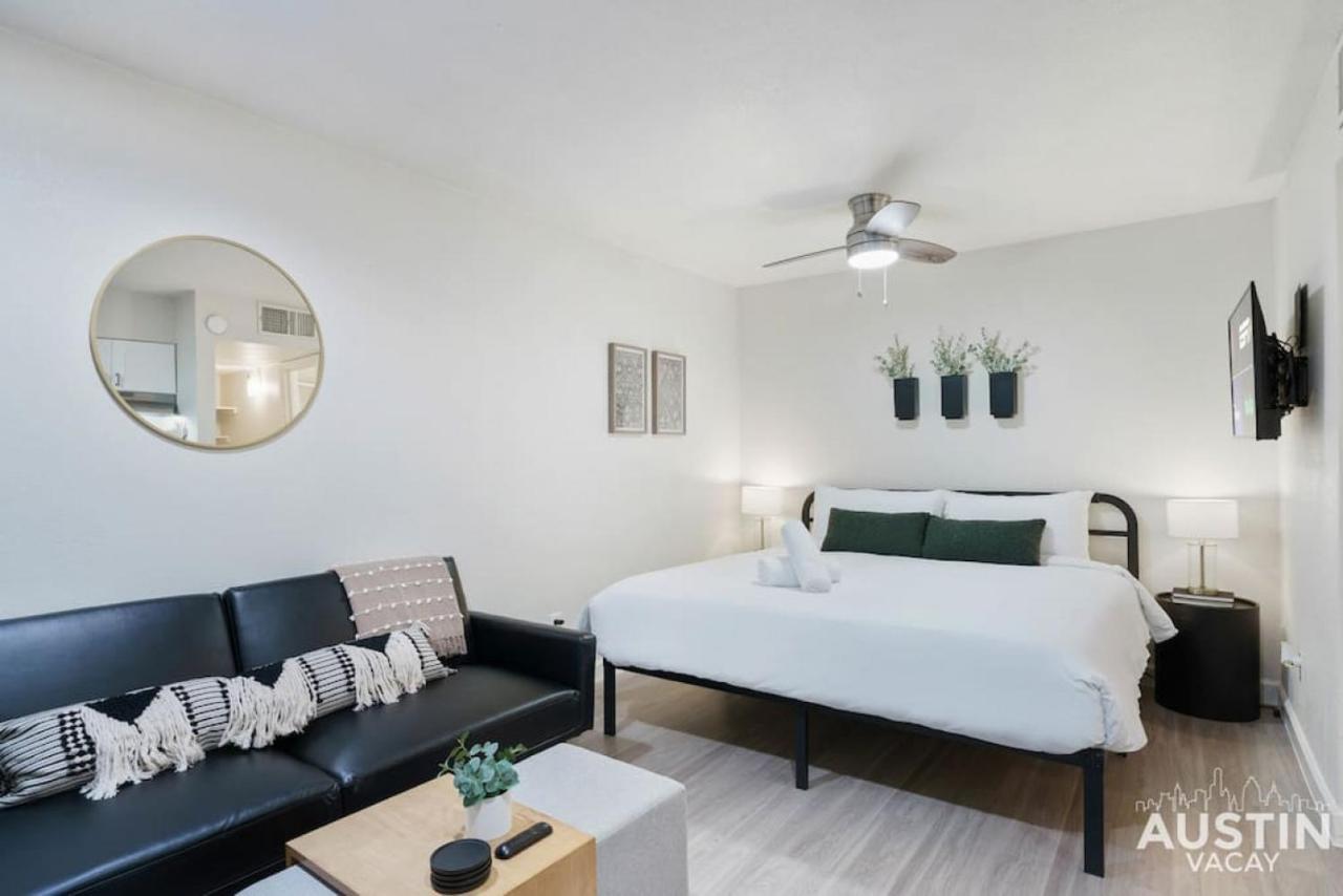 Apartment Cozy Newly Renovated King Sofa Bed And Smart Tv Austin