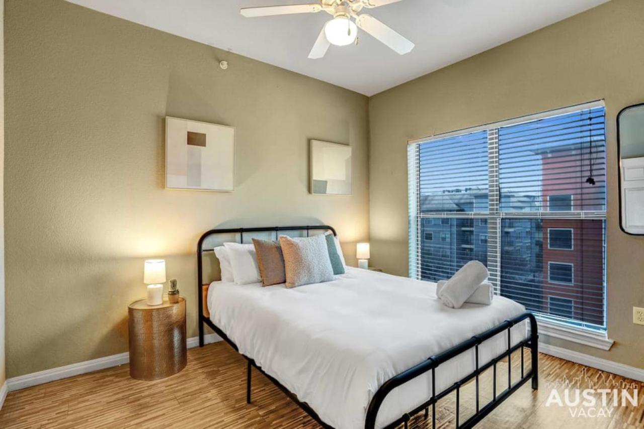 Fun Location Elevator Full Kitchen Laundry Apartment