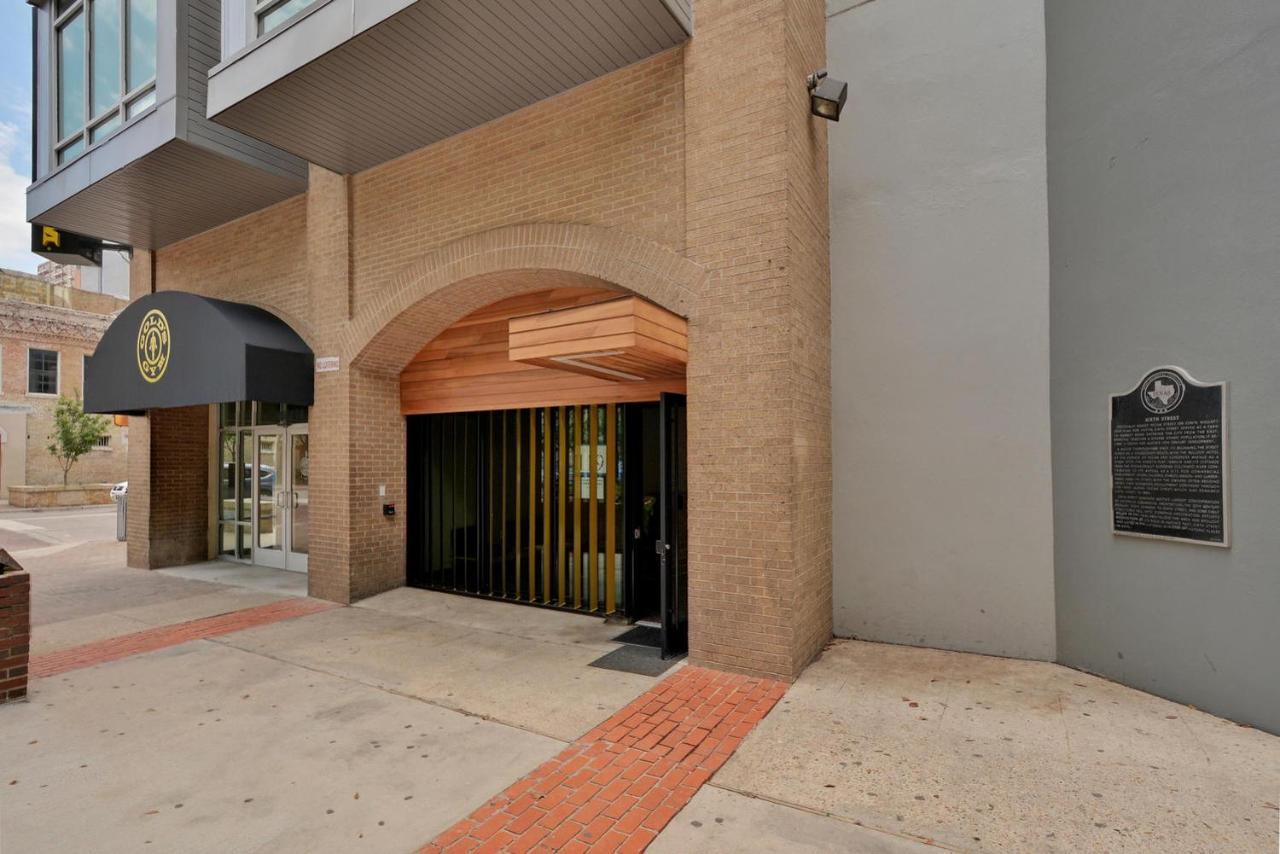 Littlefield Lofts #303 Austin