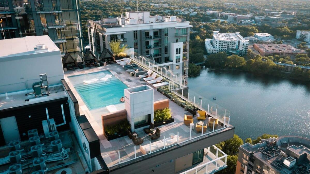 Holiday home Mcconaughey Heated Pool By Barcle Austin