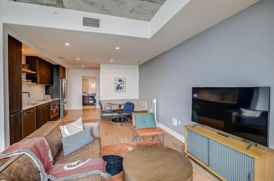 Mcconaughey Heated Pool By Barcle Austin
