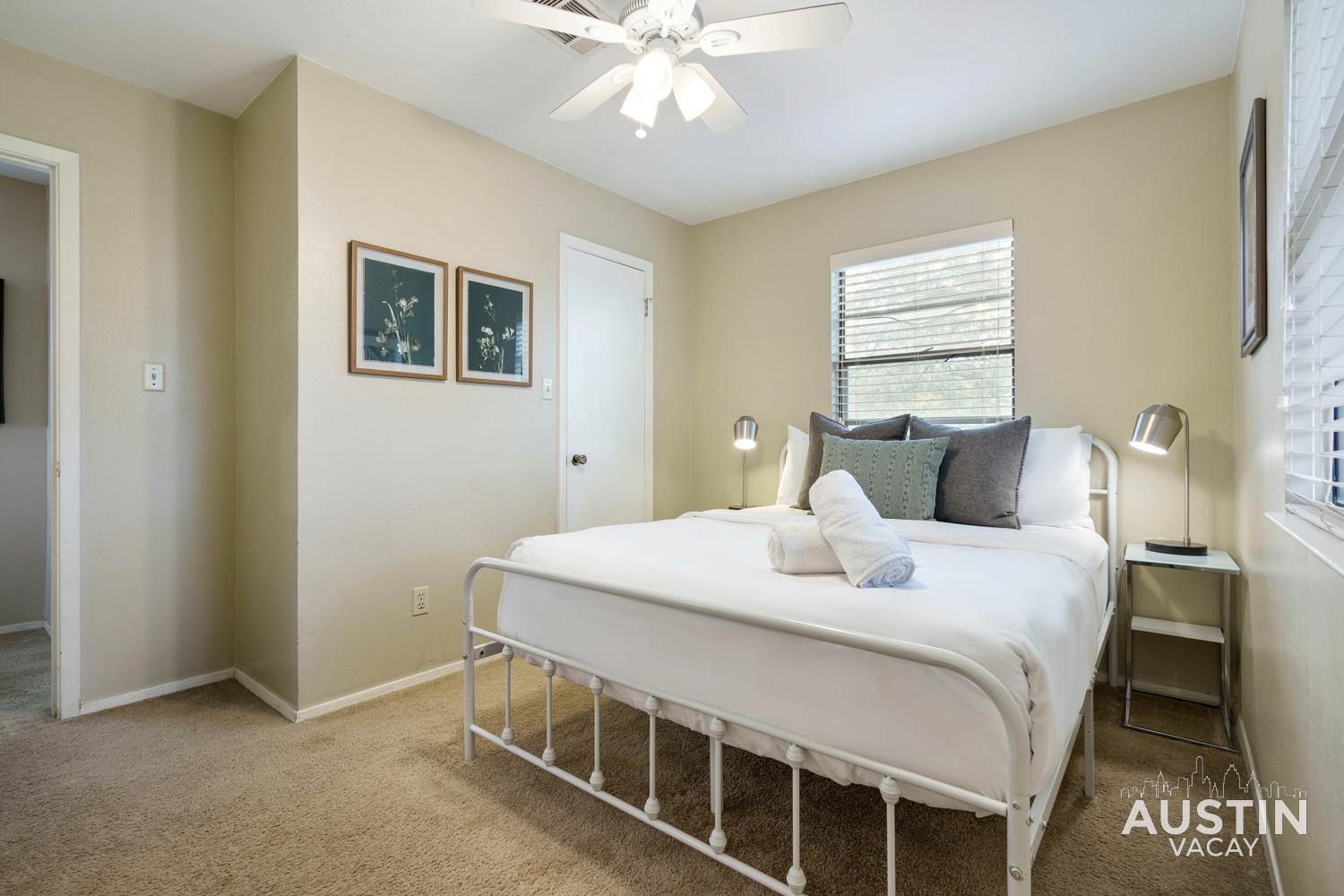 Walk To Zilker Patio W A View Elevated Balcony * Austin