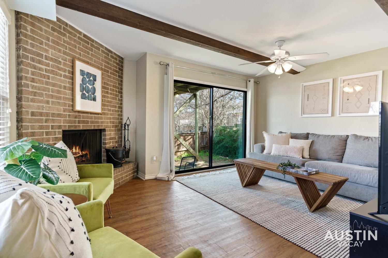 Walk To Zilker Patio W A View Elevated Balcony Holiday home Austin