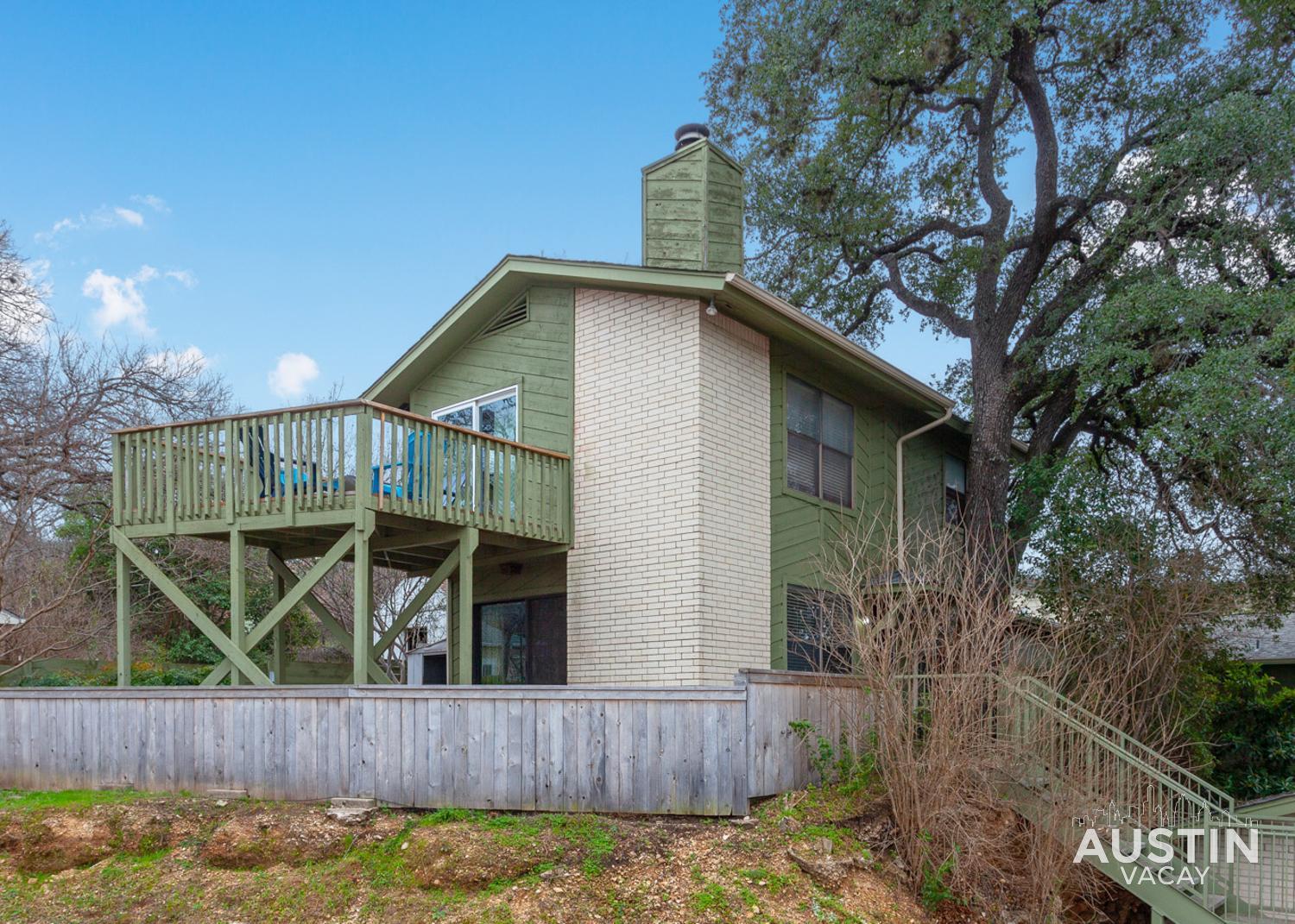 Holiday home Walk To Zilker Patio W A View Elevated Balcony Austin
