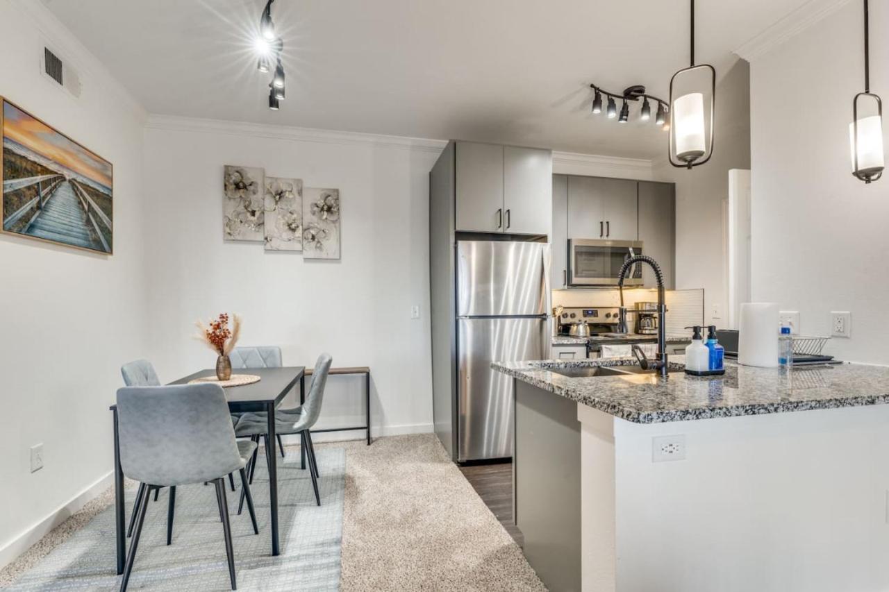 Luxury 1bedroom With Pool Apartment