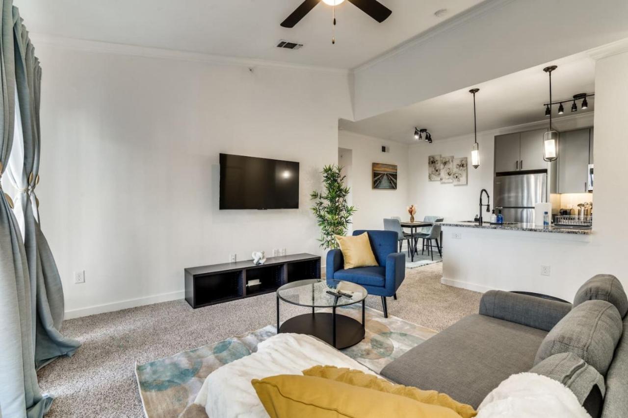 Luxury 1bedroom With Pool Apartment *