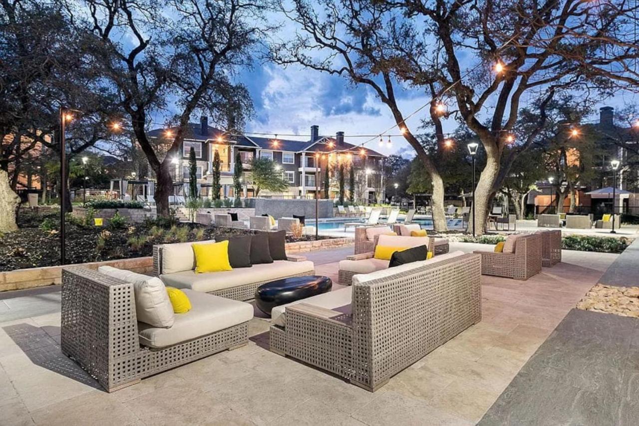 Luxury 1bedroom With Pool Apartment