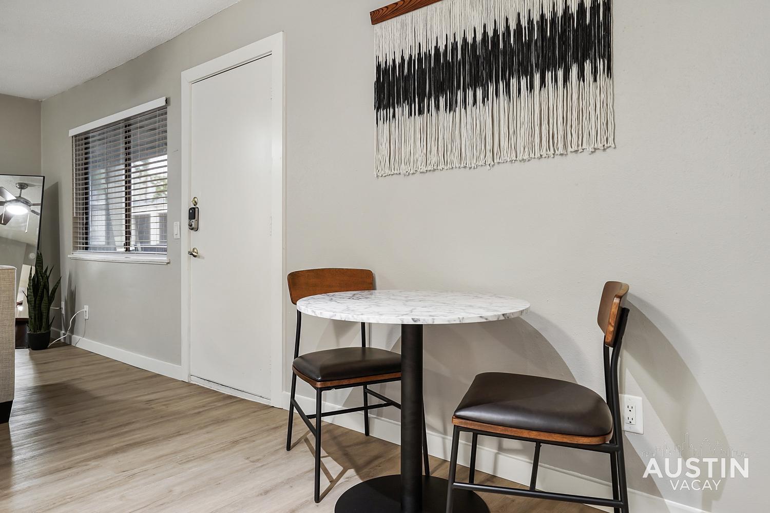 Amenity Heavy Serene In Convenient Location * Austin