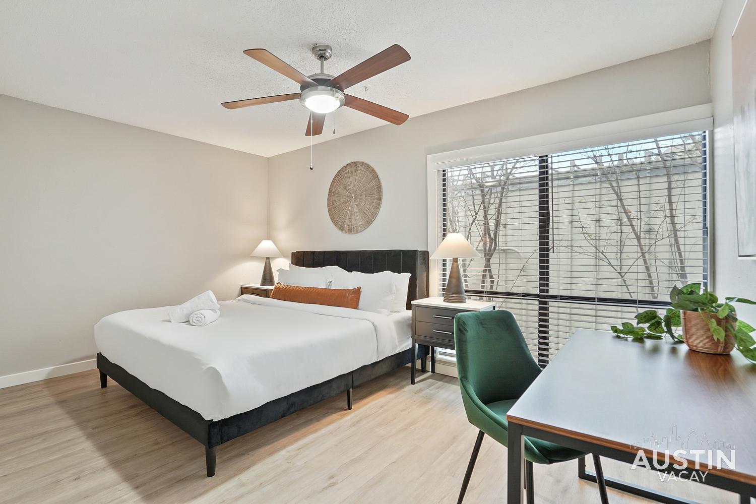 Apartment Amenity Heavy Serene In Convenient Location *