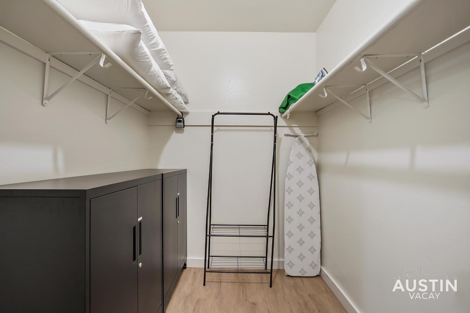 Amenity Heavy Serene In Convenient Location Apartment Austin