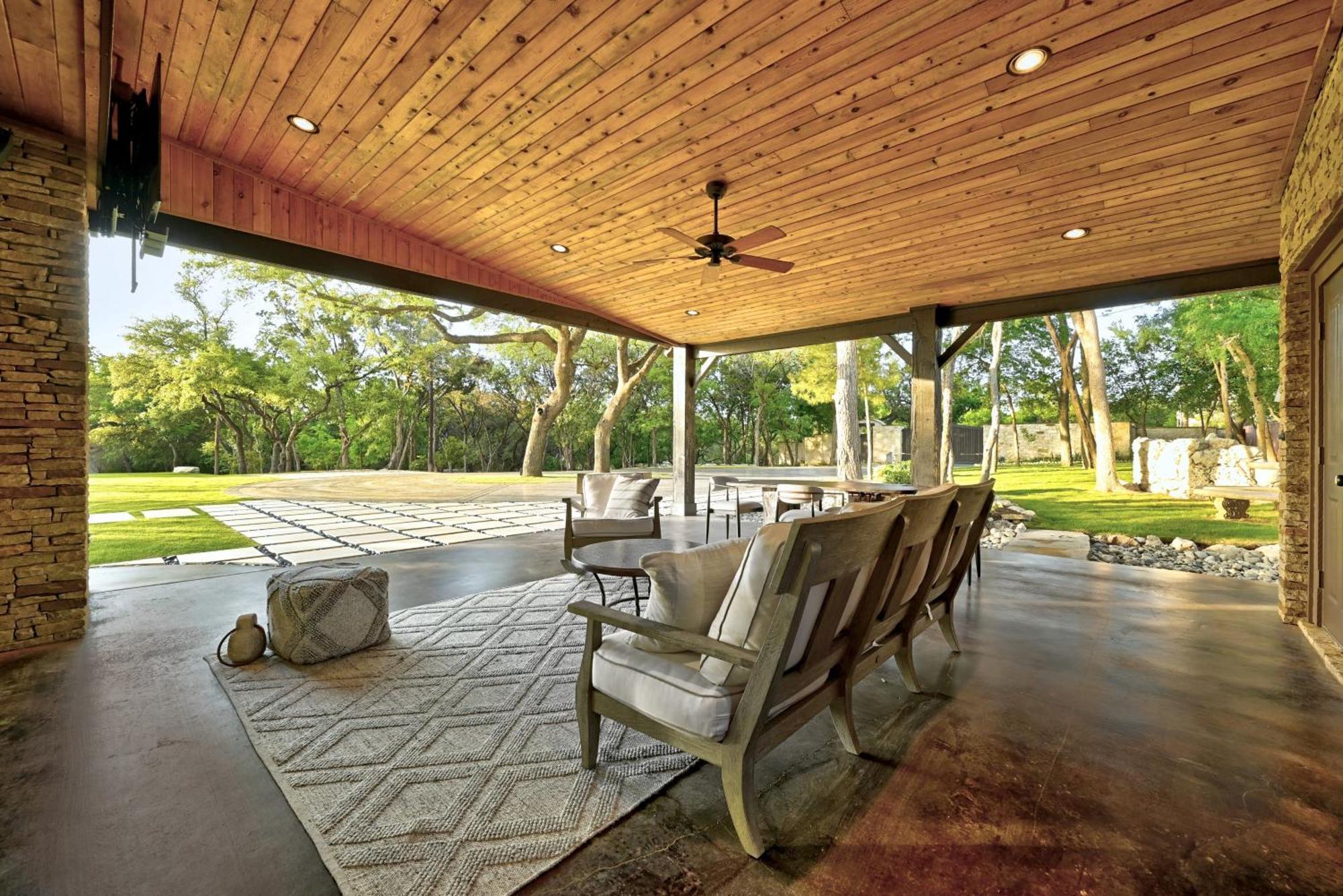 Austinteton's Sunset Cliff On Travis - Private Wedding, Event, Heated Pool, Boat Dock * Austin