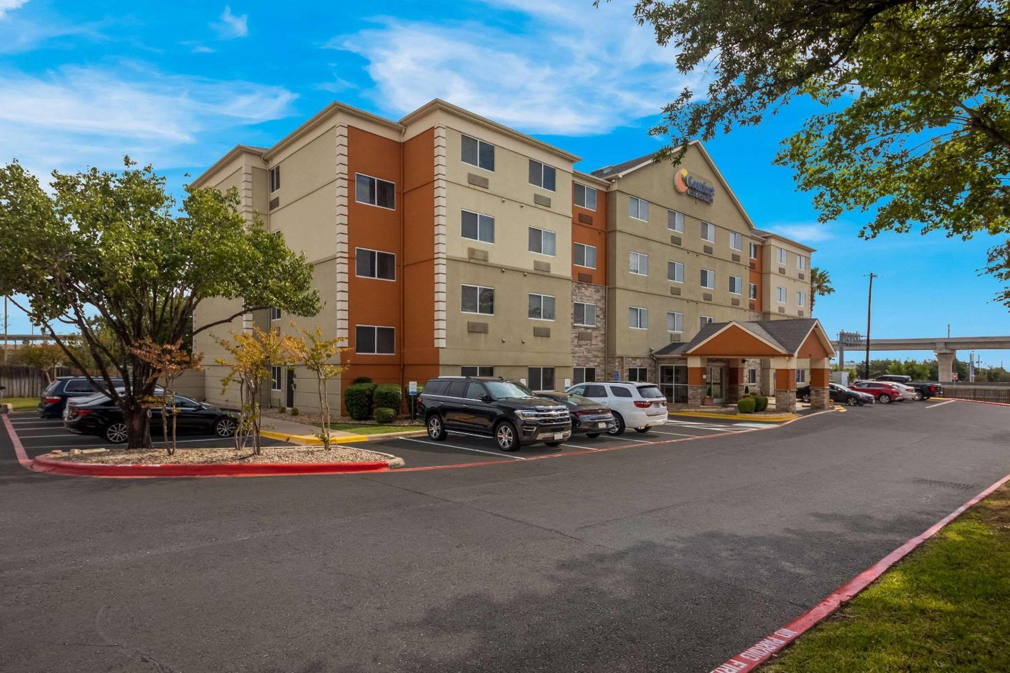 Comfort & Hotel Austin