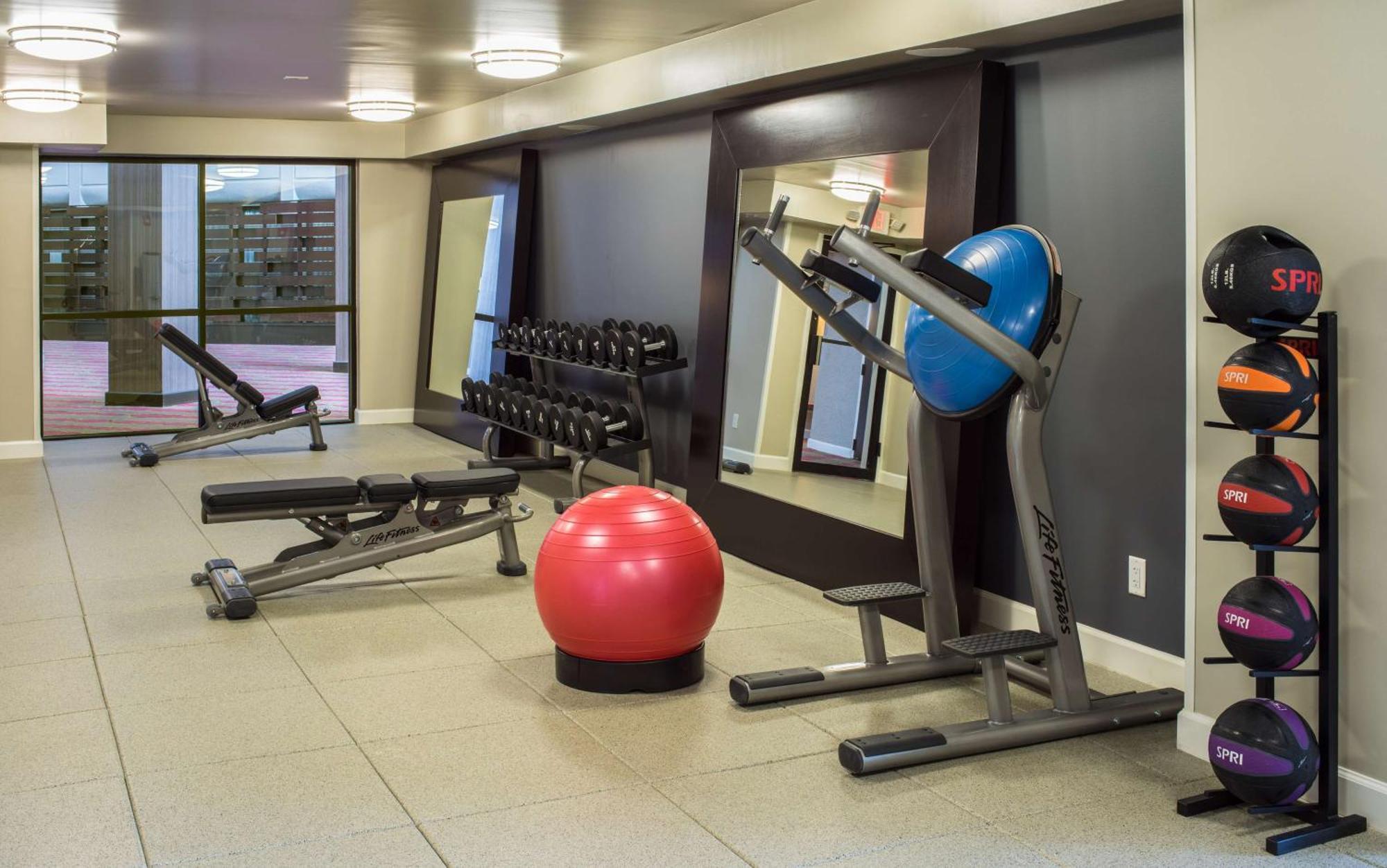 Hotel Doubletree By Hilton Northwest - Arboretum Austin