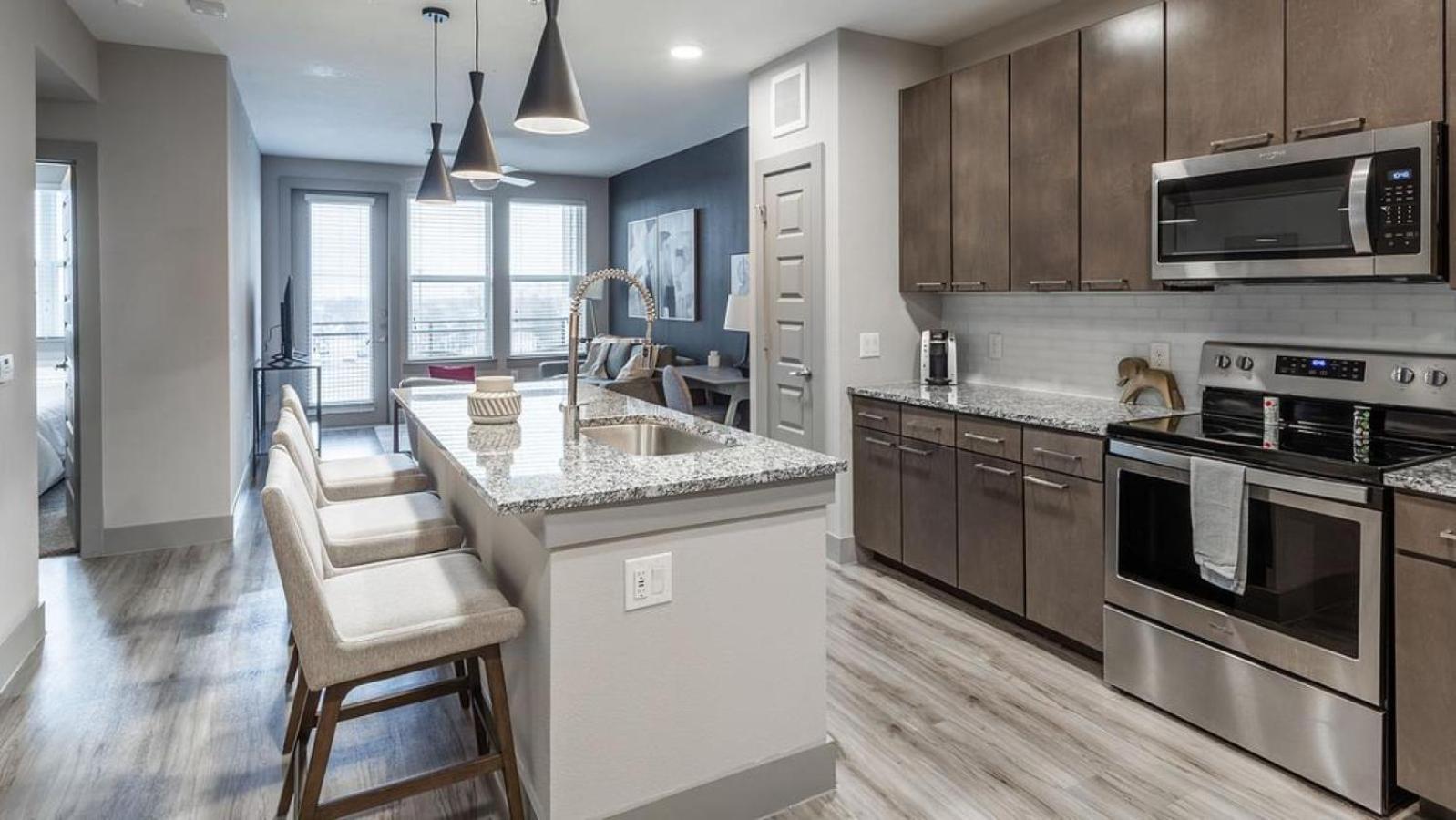 Landing - Modern With Amazing Amenities Apartment Austin