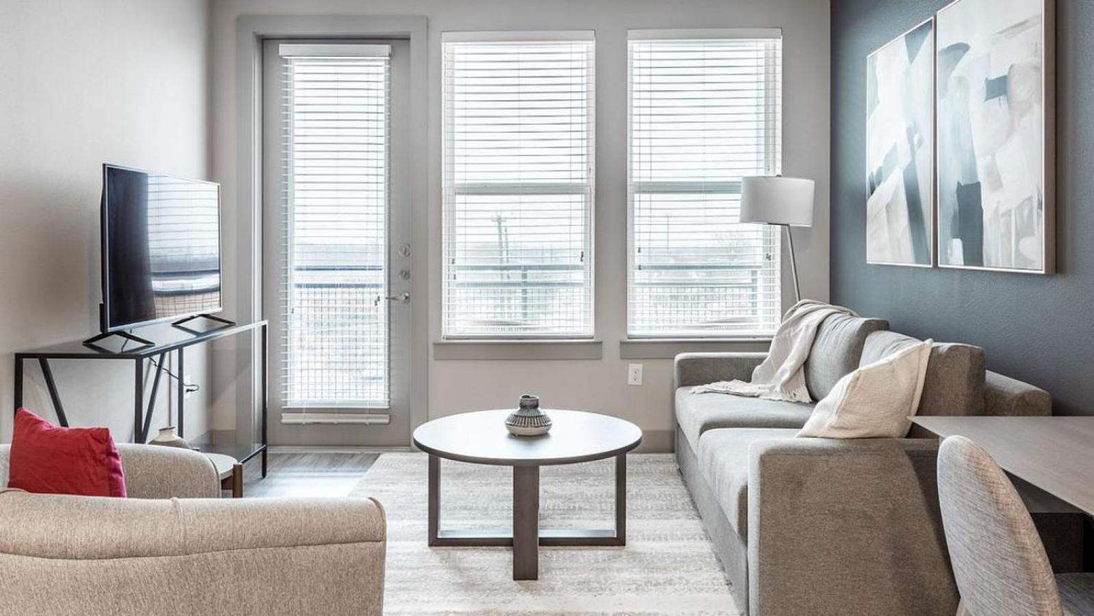 Landing - Modern With Amazing Amenities Austin