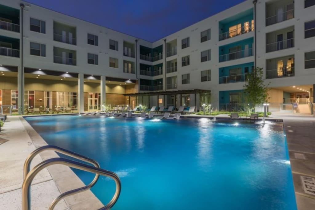 Charming 1br Oasis Kingbed Freeparking Wi-fi Apartment Austin
