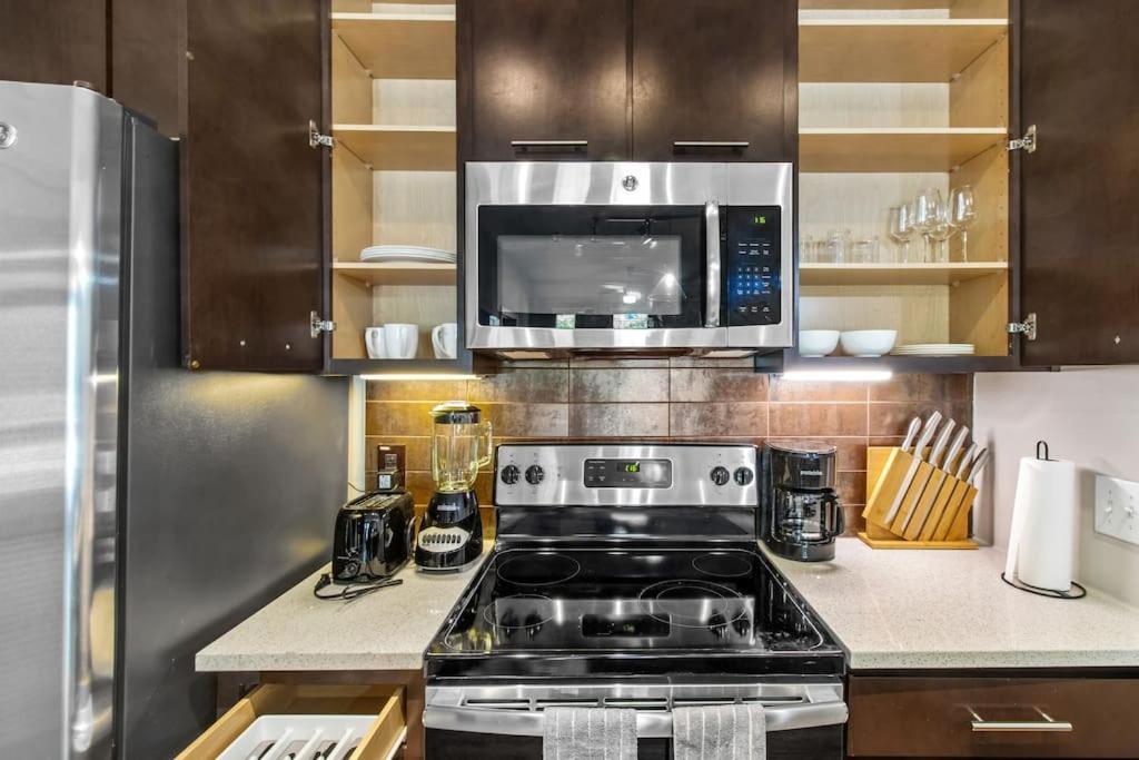 Apartment Charming 1br Oasis Kingbed Freeparking Wi-fi Austin