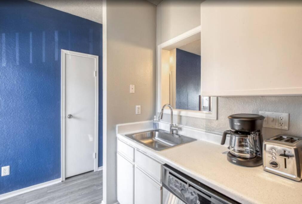 Comfy 2bd ~ Texas *