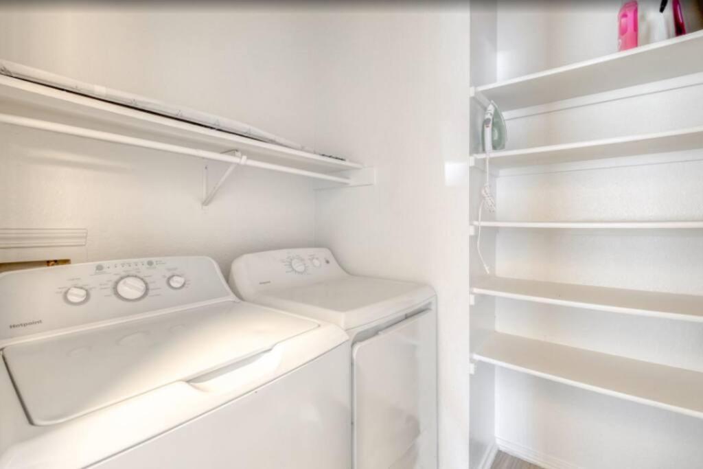 Comfy 2bd ~ Texas Apartment *