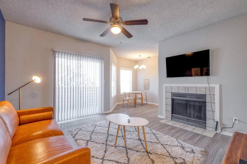 Cozy 2bd Texas * Austin