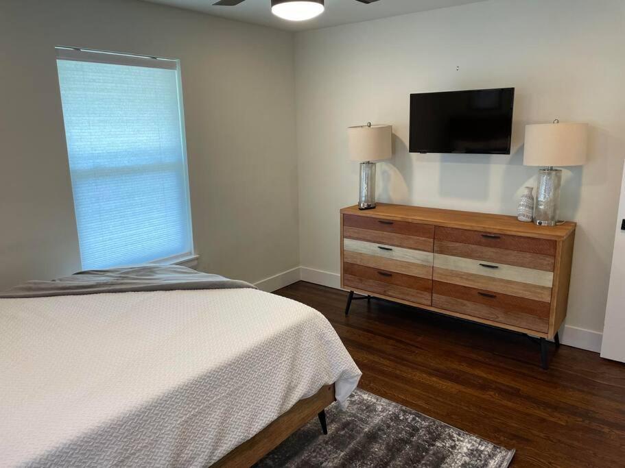 Villa Brentwood De Maria -cowboy Pool & Dog Friendly Austin