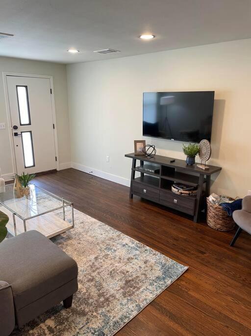 Brentwood De Maria -cowboy Pool & Dog Friendly Austin