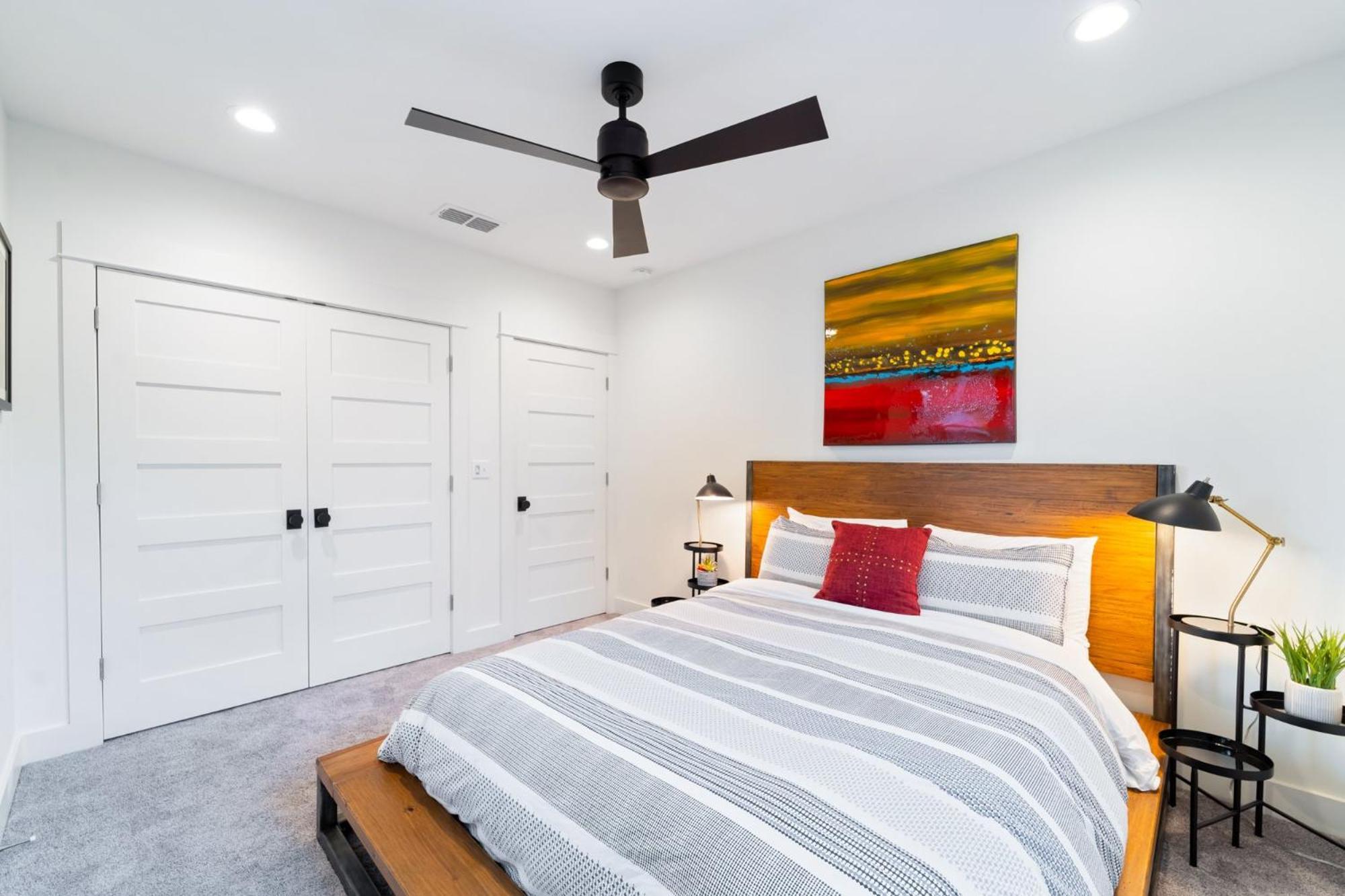 Unique Hideaway 3br 2ba Oak Shaded