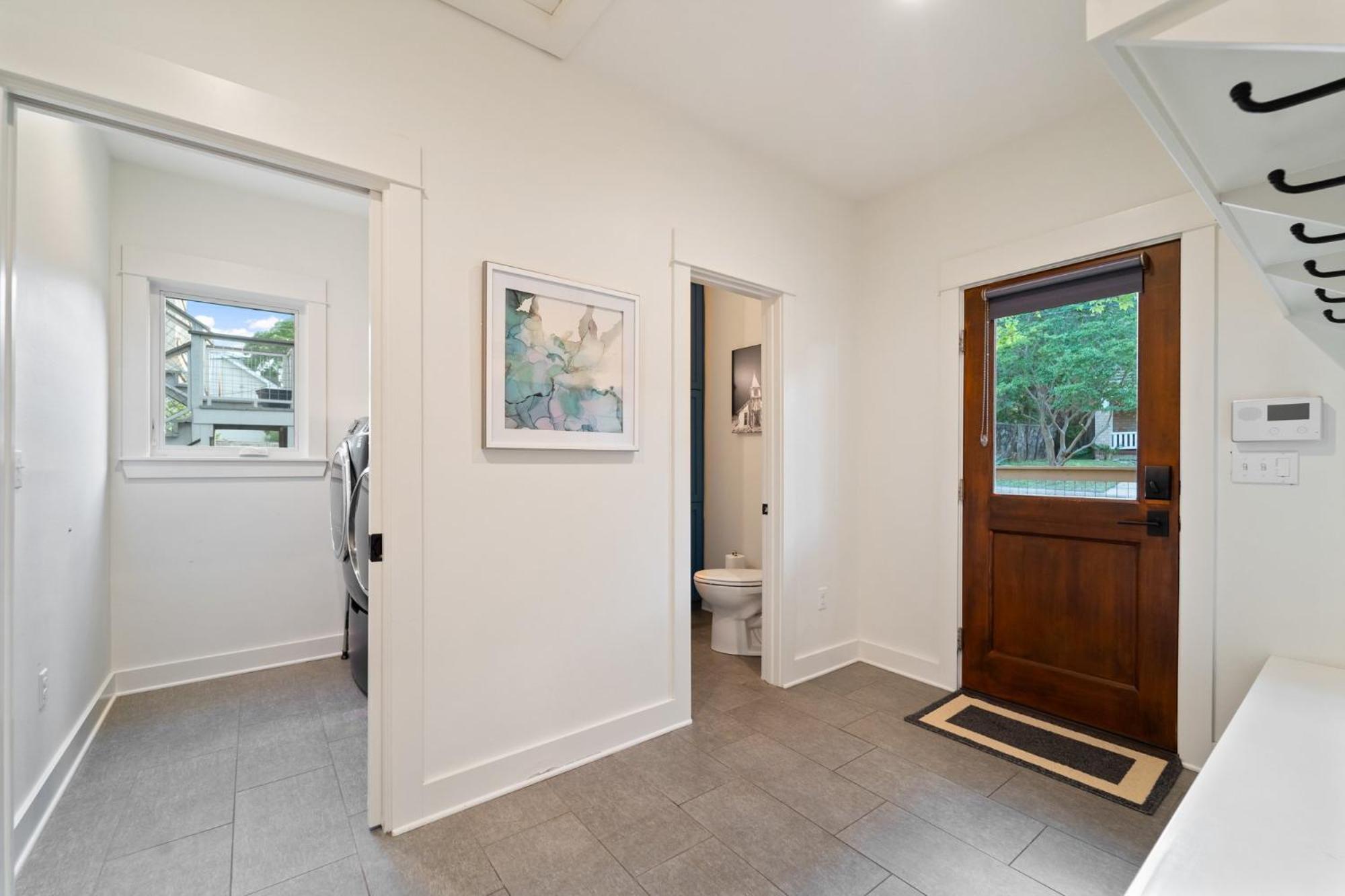 Unique Hideaway 3br 2ba Oak Shaded Holiday home