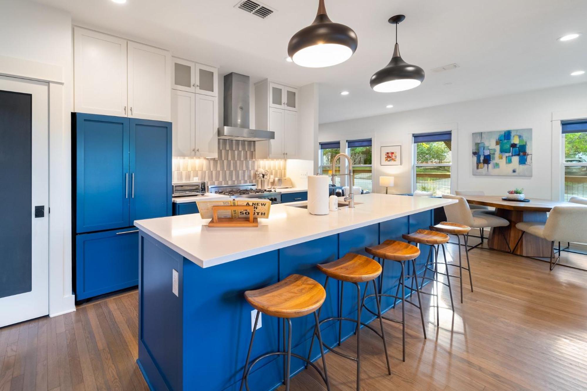 Unique Hideaway 3br 2ba Oak Shaded Holiday home Austin