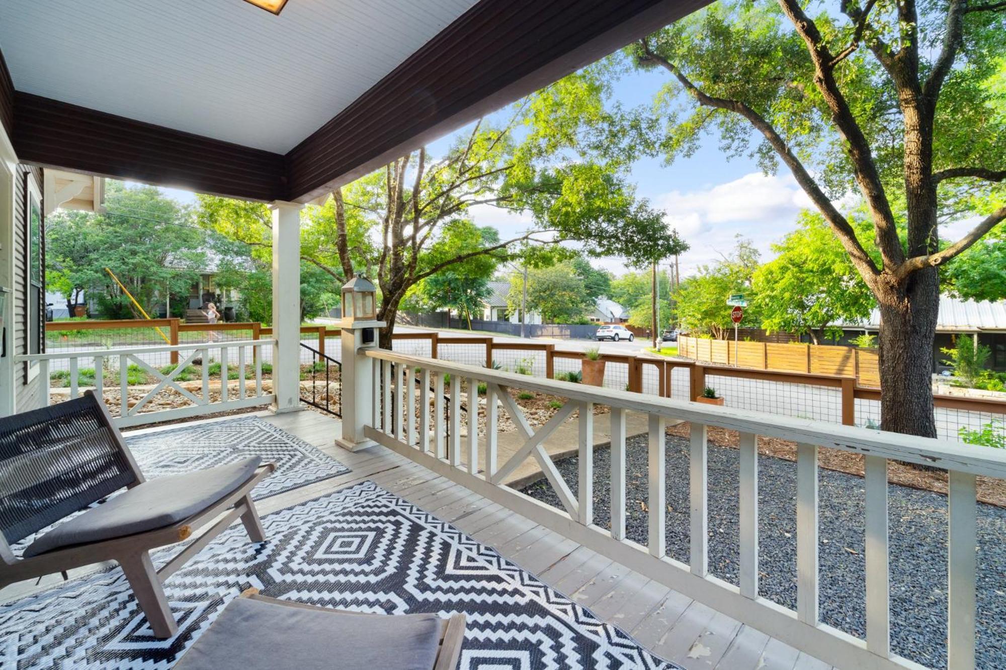 Unique Hideaway 3br 2ba Oak Shaded Holiday home *