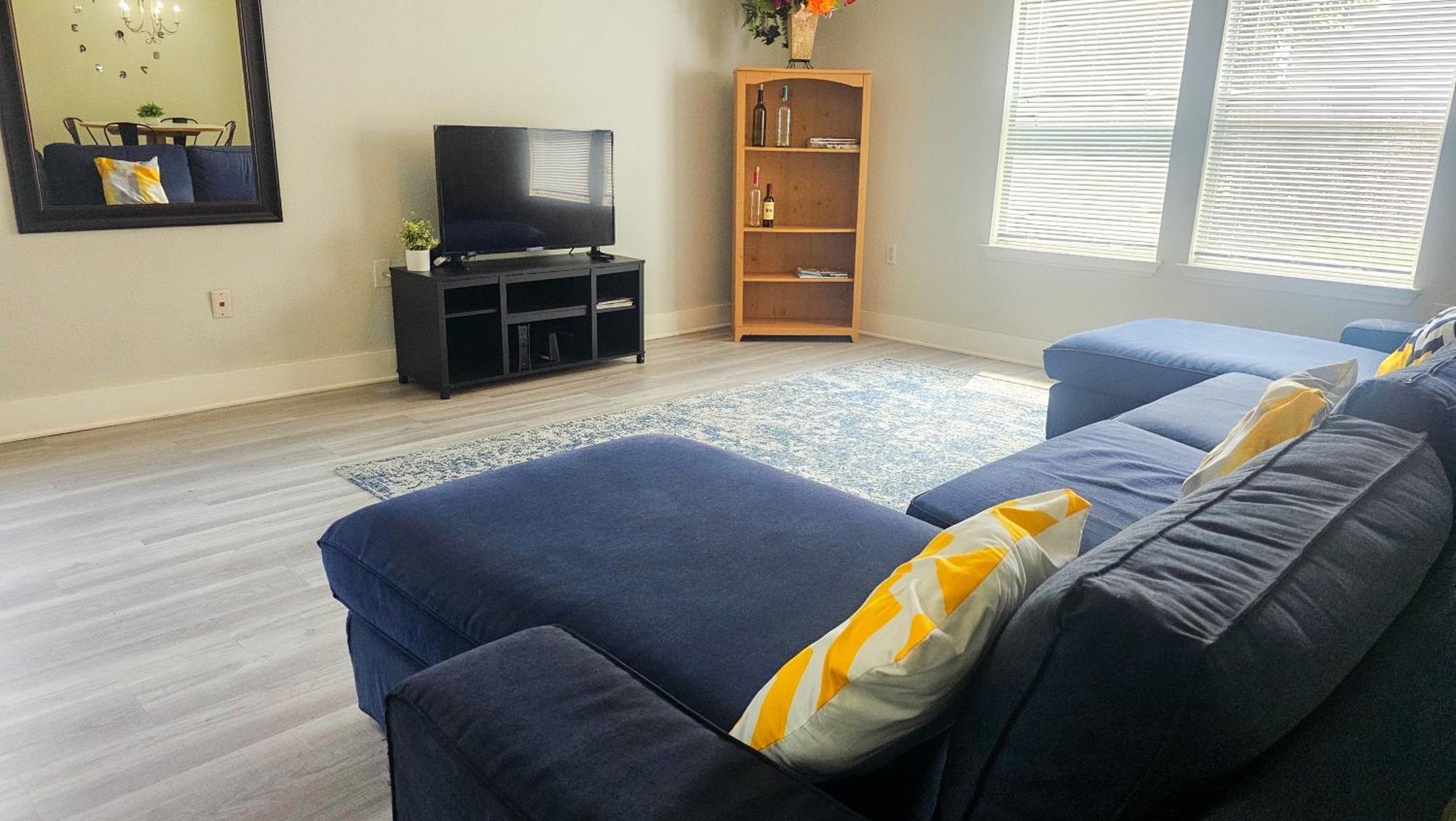 Cozy Near Downtown And Airport Austin