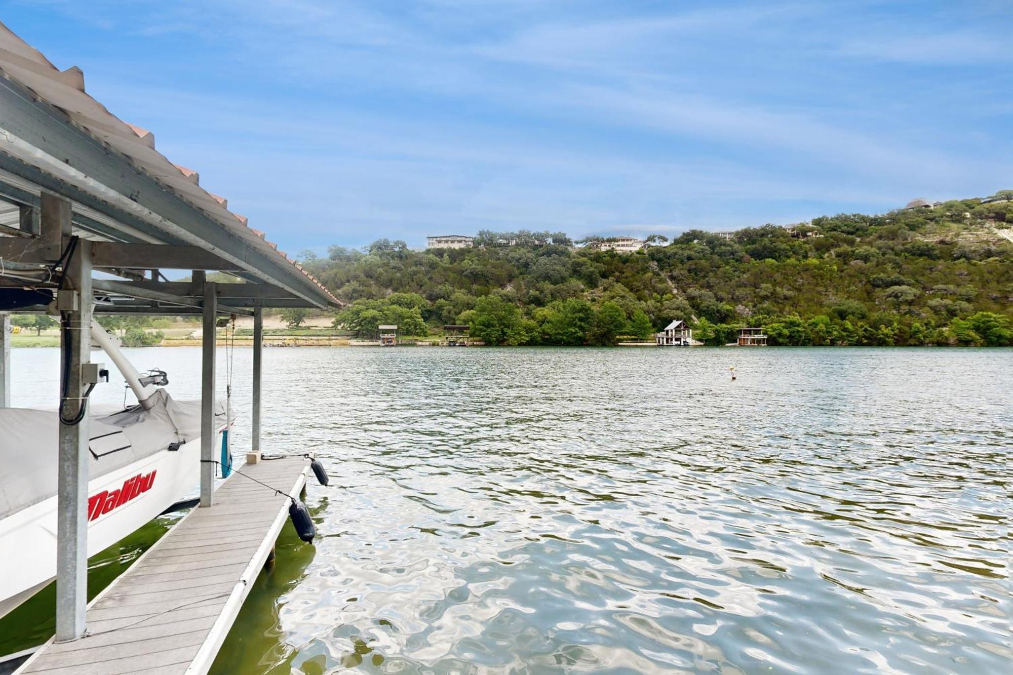 Waterfront Wonder Holiday home *