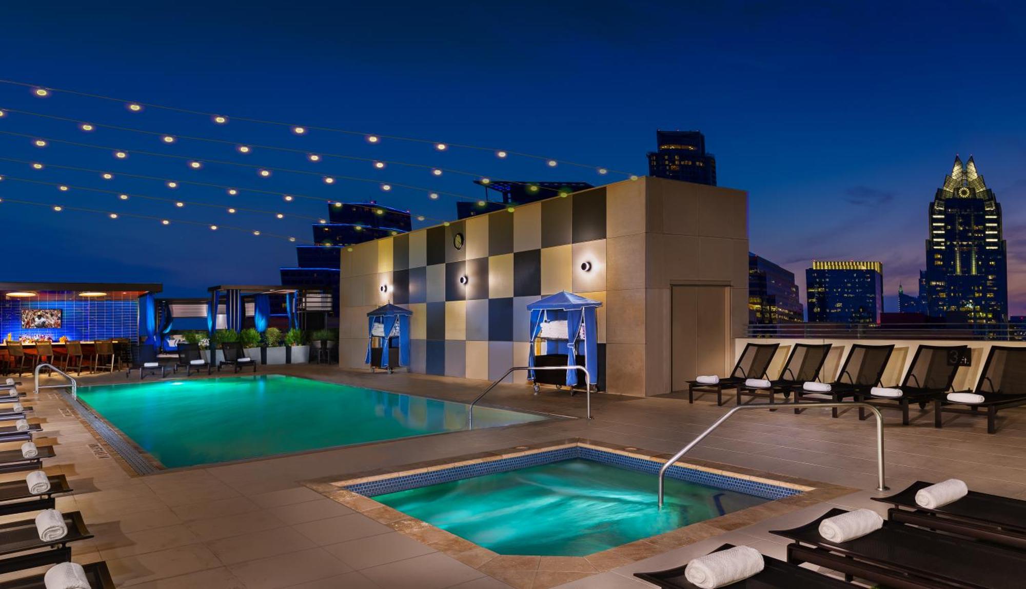 Hilton Hotel 4*