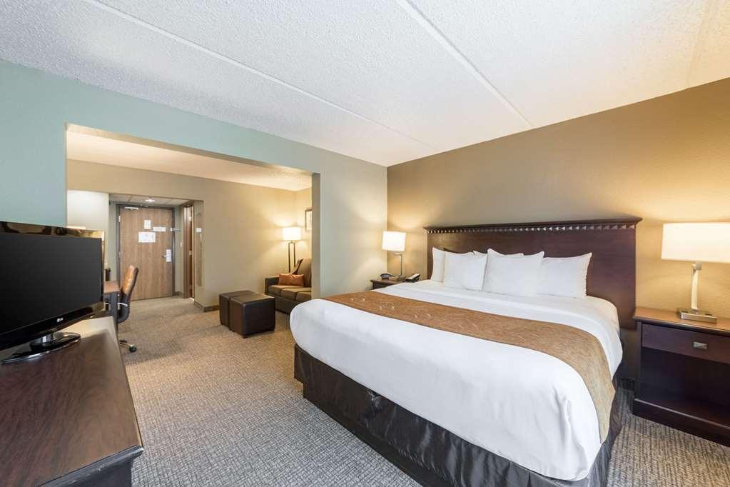 Comfort Airport Hotel 3*
