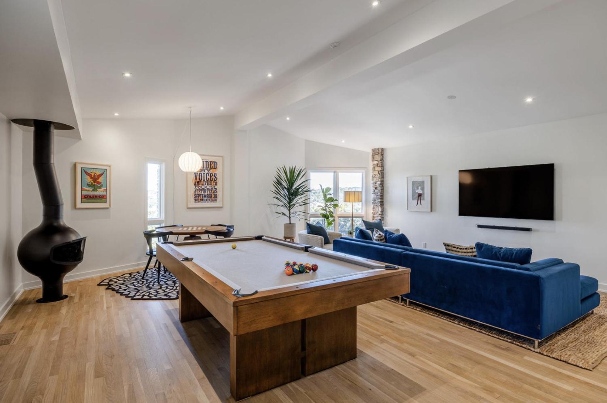 Skyline Views With Private Pool And Hot Tub - Brigadoon!