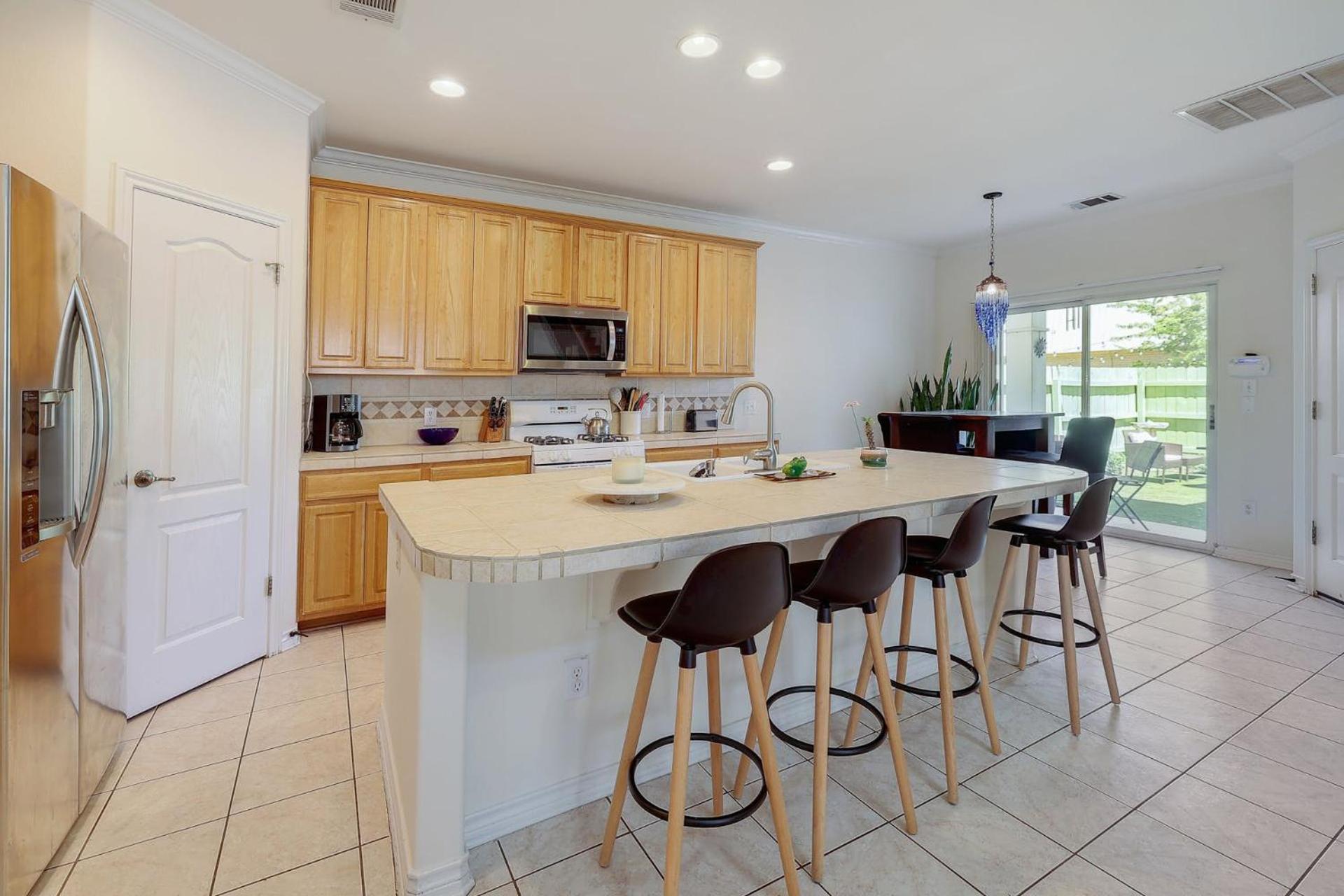 Rosey Bouldin Minutes To Dt - Adelaide! Holiday home Austin