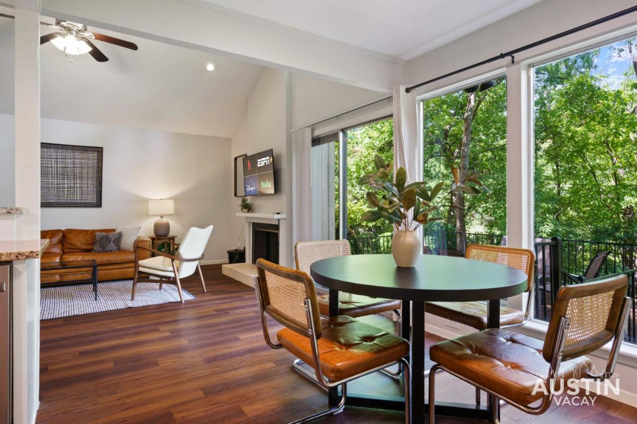 Comfortable Living In Atx With Private Deck And Office * Austin