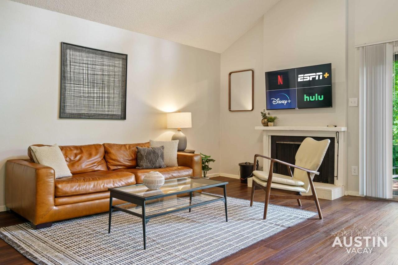 Holiday home Comfortable Living In Atx With Private Deck And Office Austin