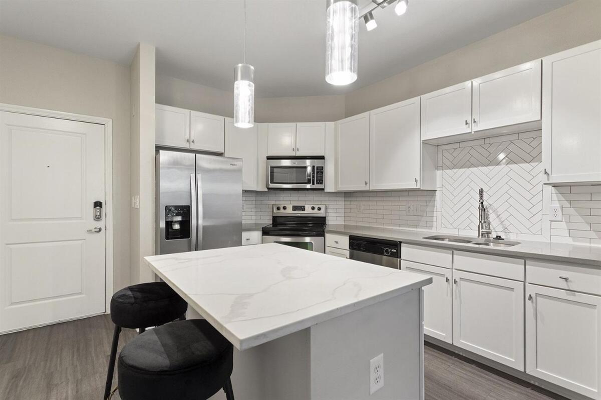 Apartment Lux 1b On South Congress Relaxing Pool & Gym *