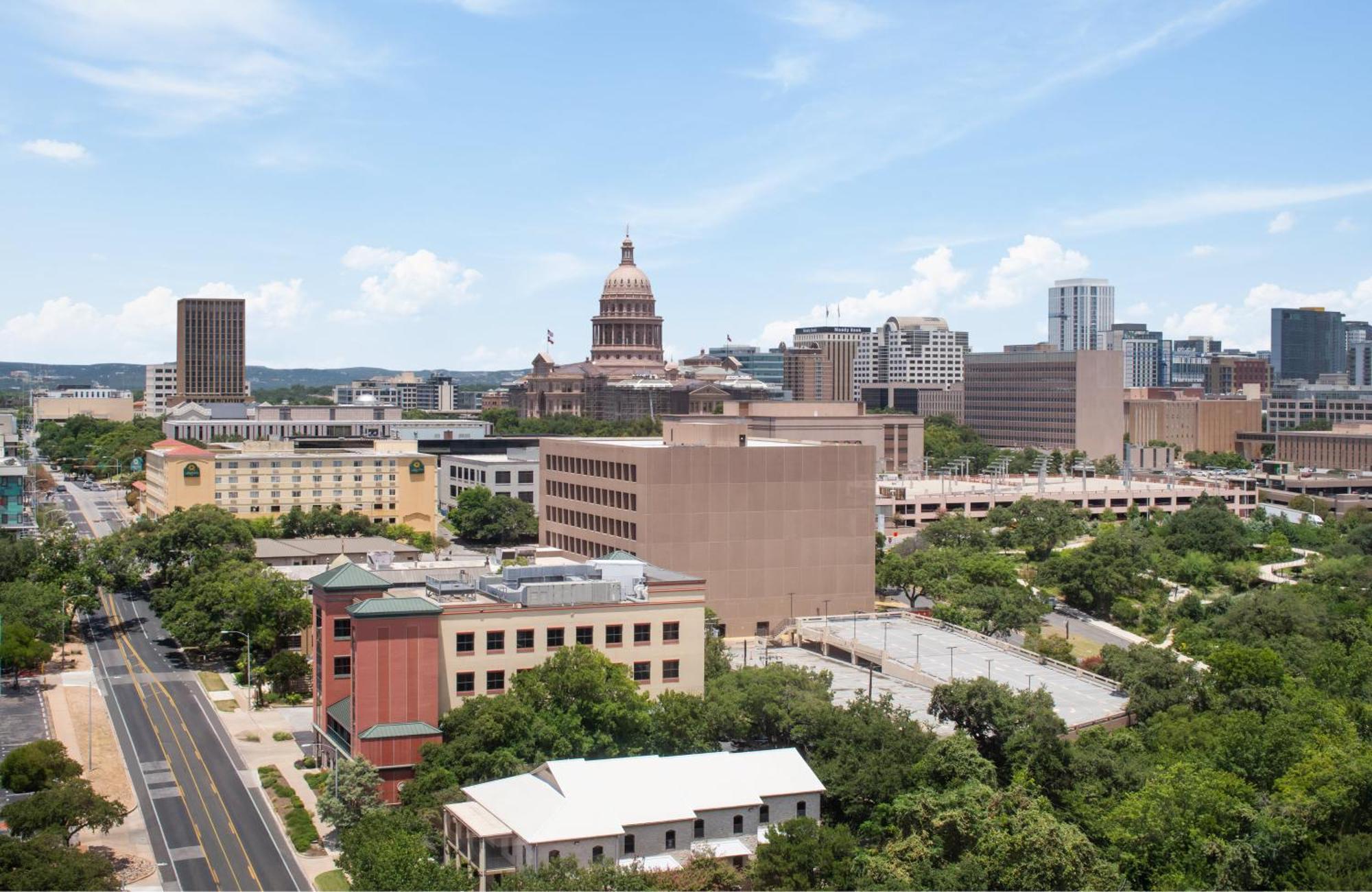 Downright Austin, A Renaissance Hotel
