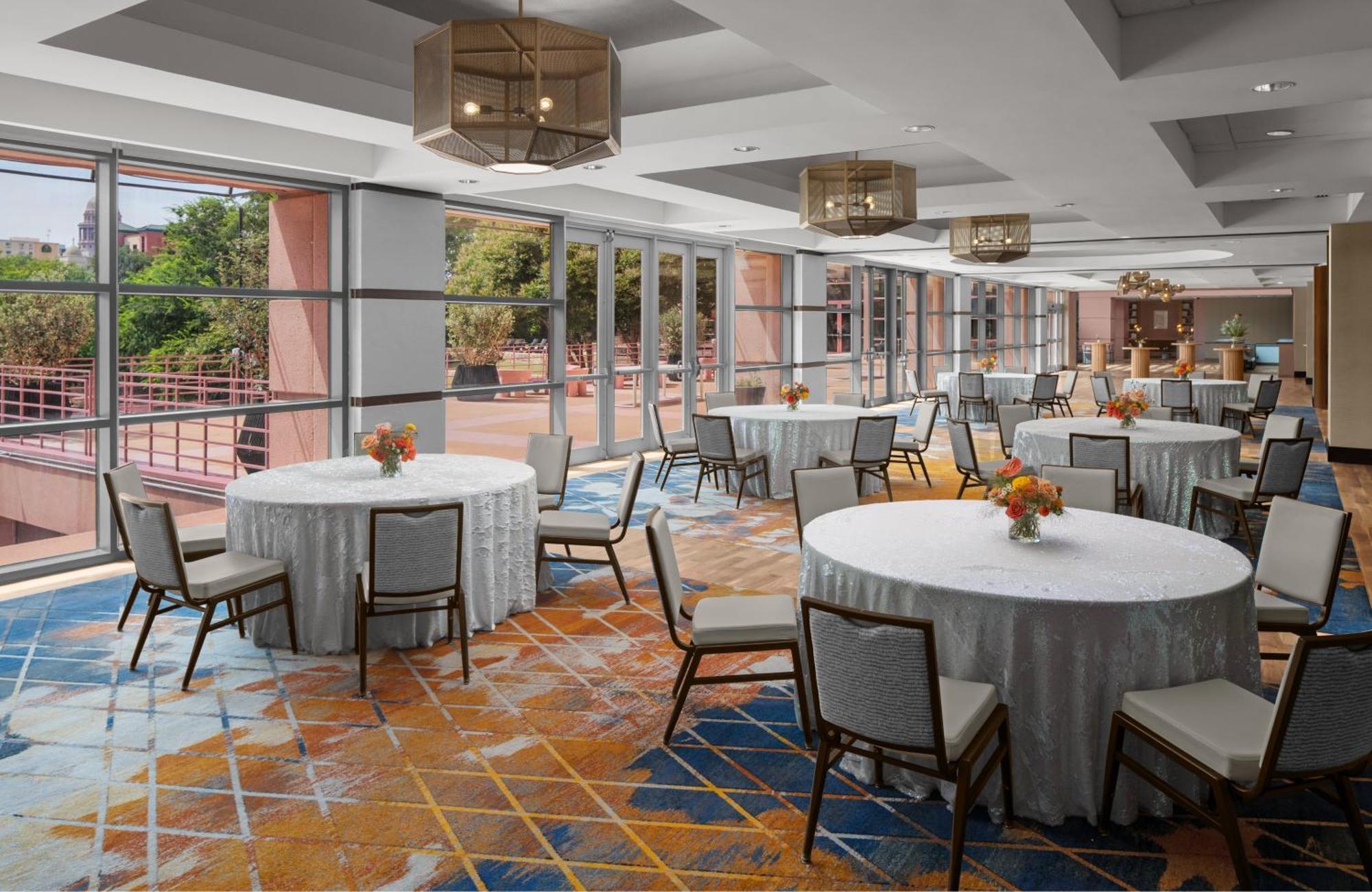 Hotel Downright Austin, A Renaissance 4*
