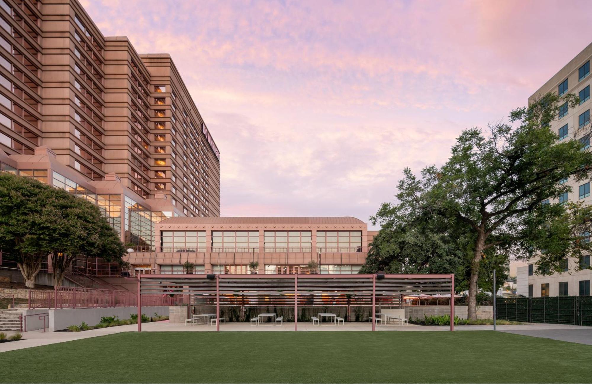 Hotel Downright Austin, A Renaissance Austin